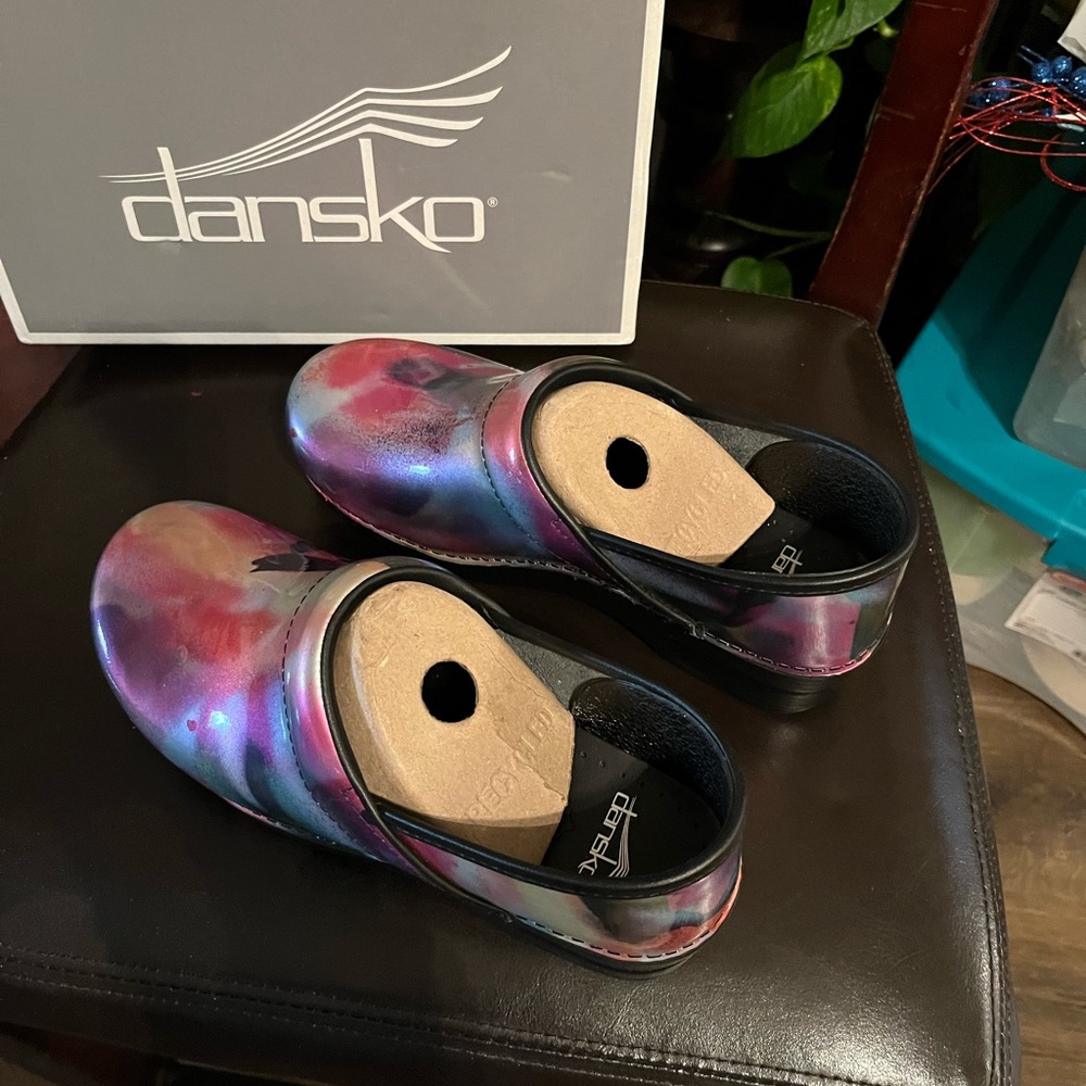 Dansko ladies size 40
